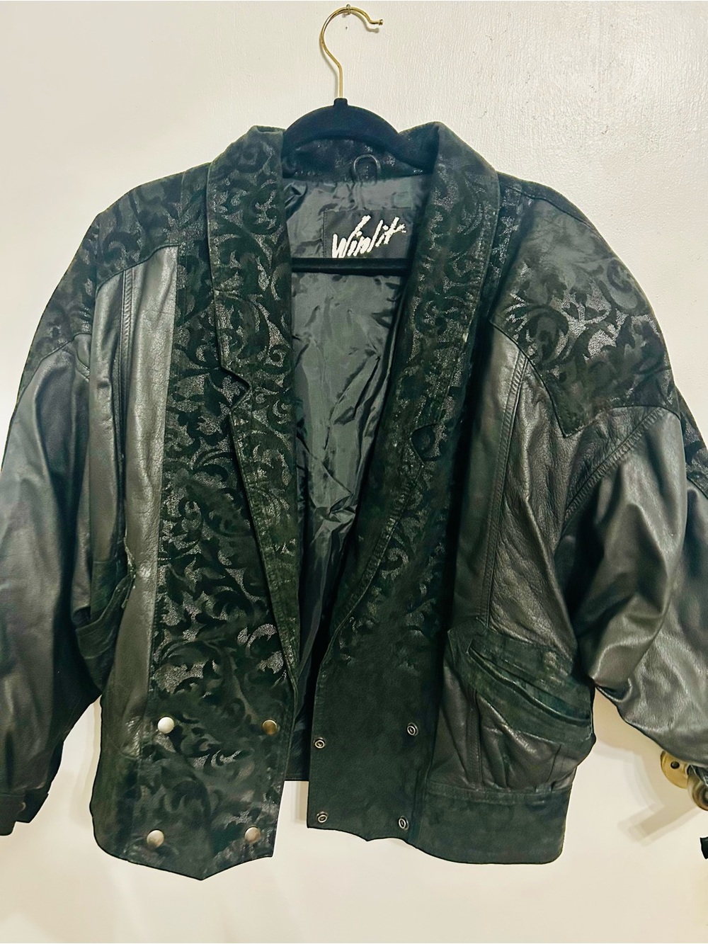 Vintage 90โs Winlit Leather Embossed Floral Bomber Jacket